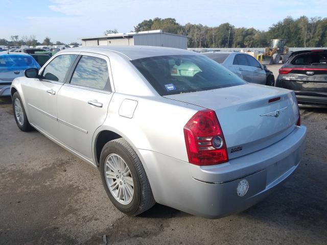 Photo 2 VIN: 2C3CA4CD2AH199800 - CHRYSLER 300 