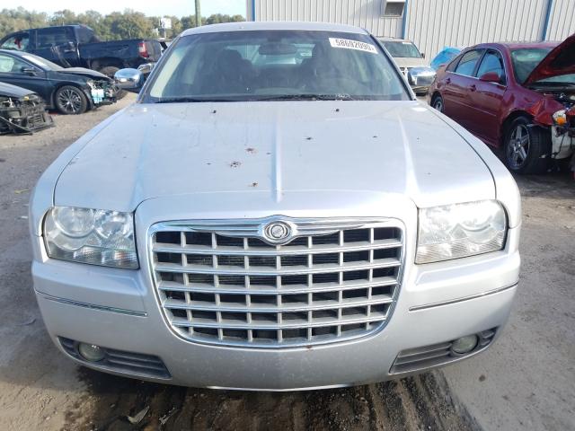 Photo 8 VIN: 2C3CA4CD2AH199800 - CHRYSLER 300 