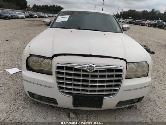 Photo 5 VIN: 2C3CA4CD3AH104855 - CHRYSLER 300 