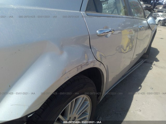 Photo 5 VIN: 2C3CA4CD3AH162156 - CHRYSLER 300 