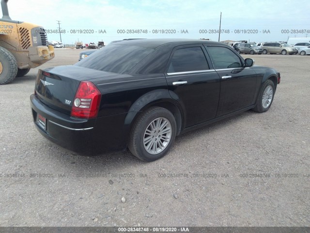 Photo 3 VIN: 2C3CA4CD5AH123536 - CHRYSLER 300 