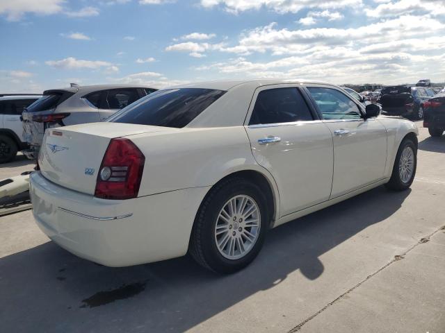 Photo 2 VIN: 2C3CA4CD6AH149904 - CHRYSLER 300 