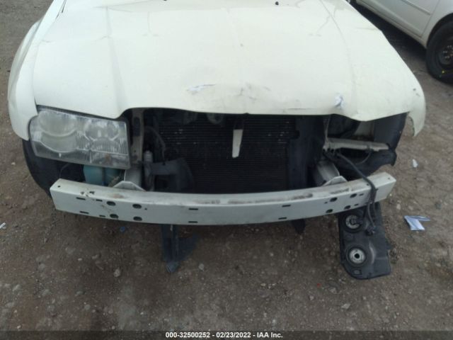 Photo 5 VIN: 2C3CA4CD6AH173703 - CHRYSLER 300 