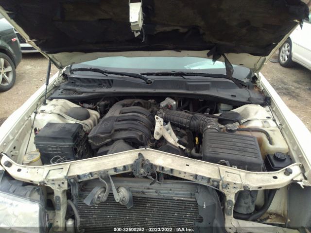 Photo 9 VIN: 2C3CA4CD6AH173703 - CHRYSLER 300 