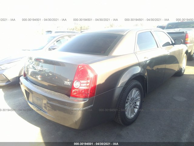 Photo 5 VIN: 2C3CA4CD7AH150155 - CHRYSLER 300 