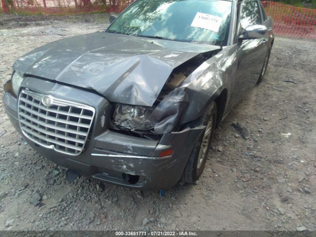 Photo 5 VIN: 2C3CA4CD8AH318773 - CHRYSLER 300 