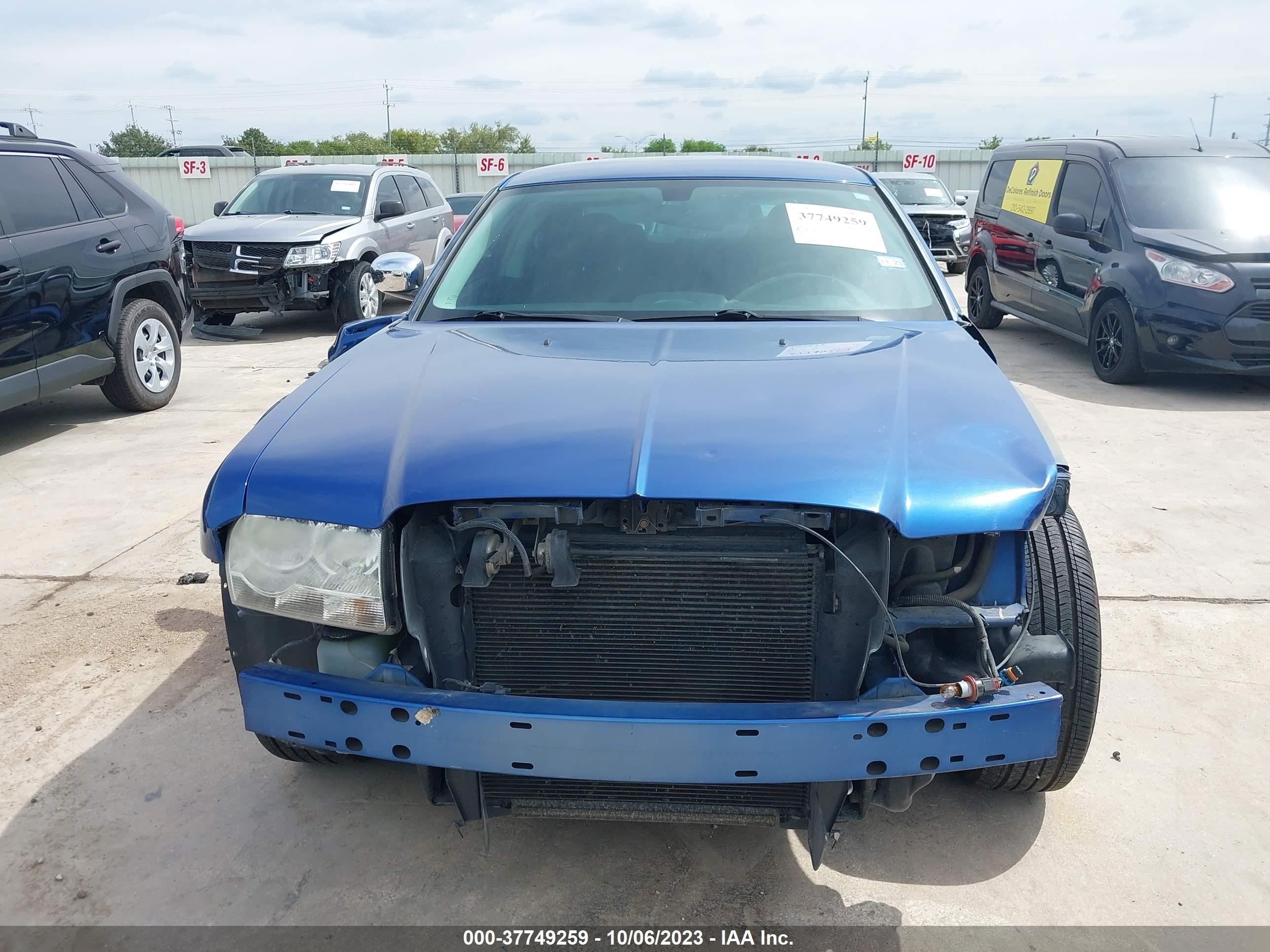 Photo 12 VIN: 2C3CA4CD8AH330096 - CHRYSLER 300 