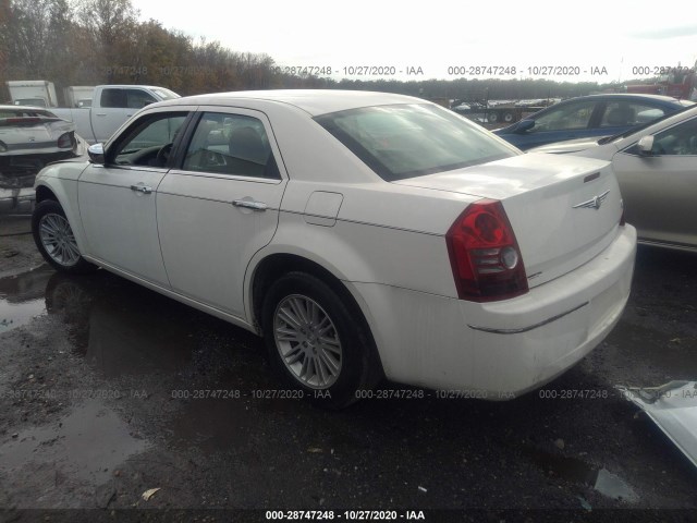 Photo 2 VIN: 2C3CA4CD9AH101247 - CHRYSLER 300 