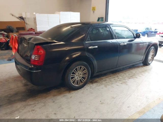 Photo 3 VIN: 2C3CA4CD9AH147953 - CHRYSLER 300 