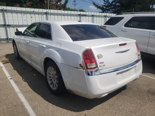 Photo 2 VIN: 2C3CA4CG2BH573429 - CHRYSLER 300 