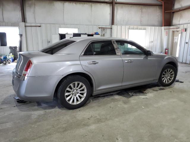 Photo 2 VIN: 2C3CA4CG4BH529318 - CHRYSLER 300 