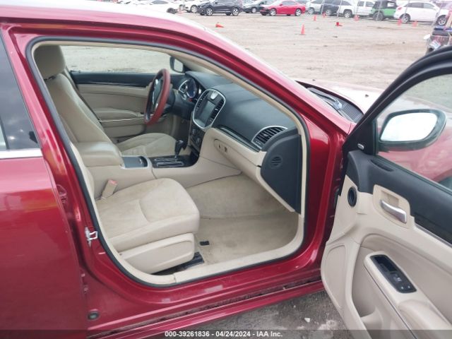 Photo 4 VIN: 2C3CA4CG8BH545862 - CHRYSLER 300 