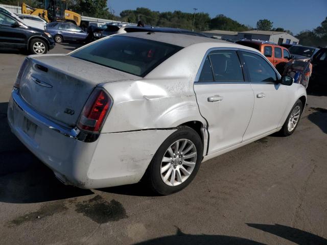 Photo 2 VIN: 2C3CA4CG9BH529850 - CHRYSLER 300 