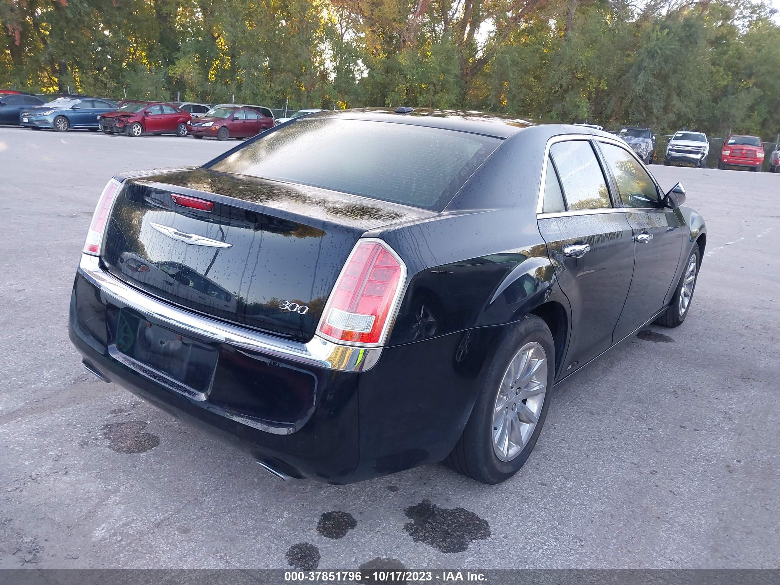 Photo 3 VIN: 2C3CA5CG0BH593958 - CHRYSLER 300 