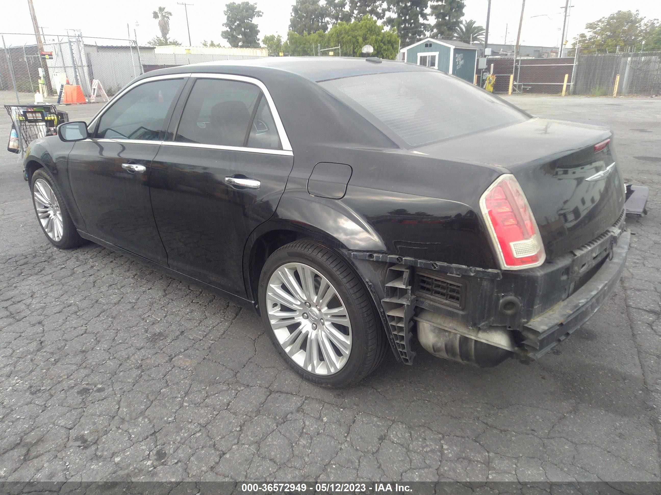 Photo 2 VIN: 2C3CA5CG1BH594021 - CHRYSLER 300 