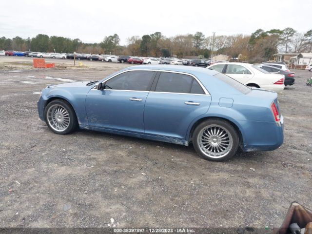 Photo 2 VIN: 2C3CA5CG2BH580189 - CHRYSLER 300 