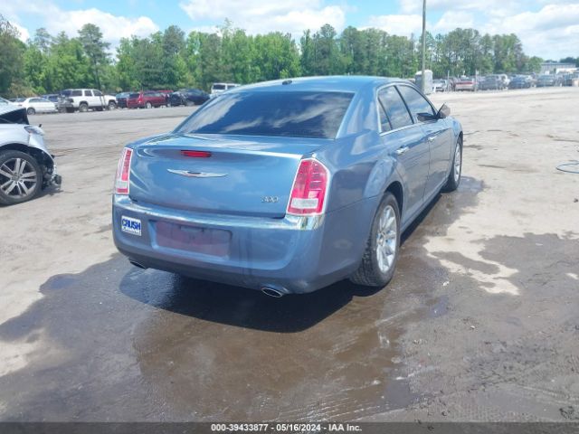 Photo 3 VIN: 2C3CA5CG4BH585975 - CHRYSLER 300 