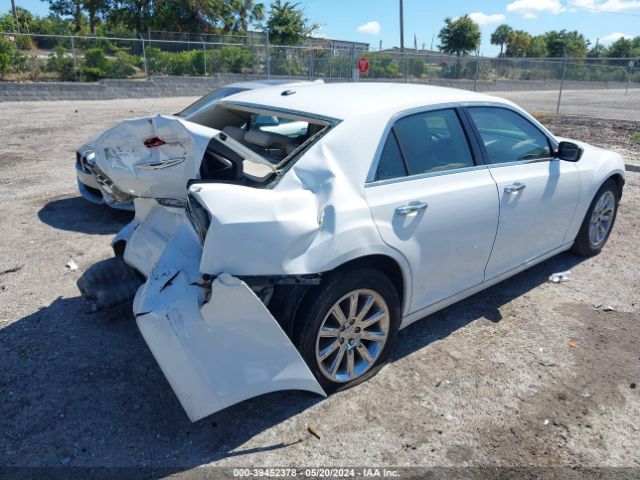 Photo 3 VIN: 2C3CA5CG5BH592093 - CHRYSLER 300 