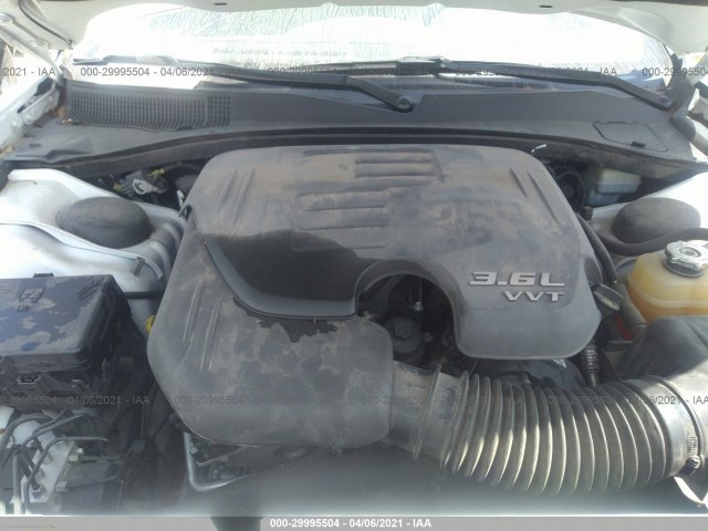 Photo 9 VIN: 2C3CA5CG7BH535961 - CHRYSLER 300 