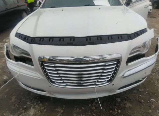 Photo 5 VIN: 2C3CA5CG7BH536091 - CHRYSLER 300 