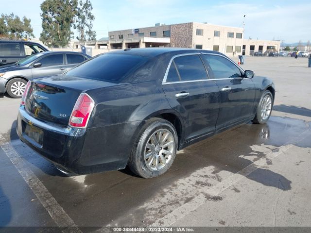 Photo 3 VIN: 2C3CA5CG8BH546726 - CHRYSLER 300 