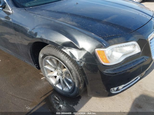 Photo 5 VIN: 2C3CA5CG8BH546726 - CHRYSLER 300 