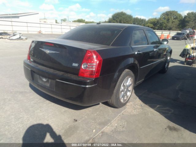 Photo 3 VIN: 2C3CA5CV0AH158404 - CHRYSLER 300 