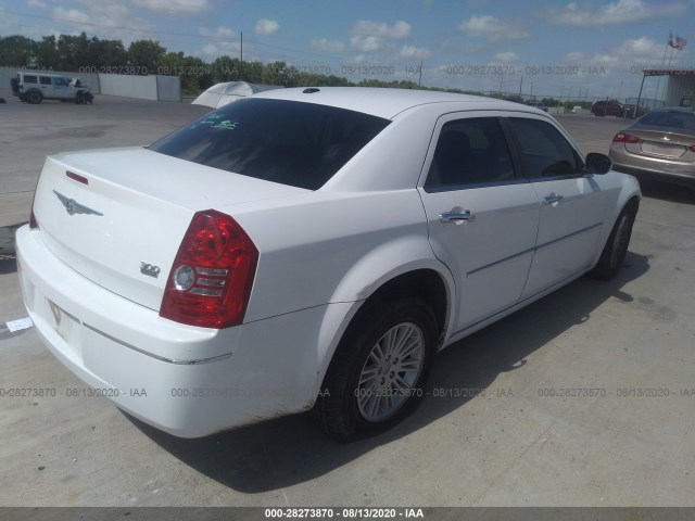 Photo 3 VIN: 2C3CA5CV0AH292863 - CHRYSLER 300 