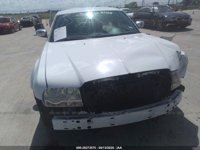 Photo 5 VIN: 2C3CA5CV0AH292863 - CHRYSLER 300 