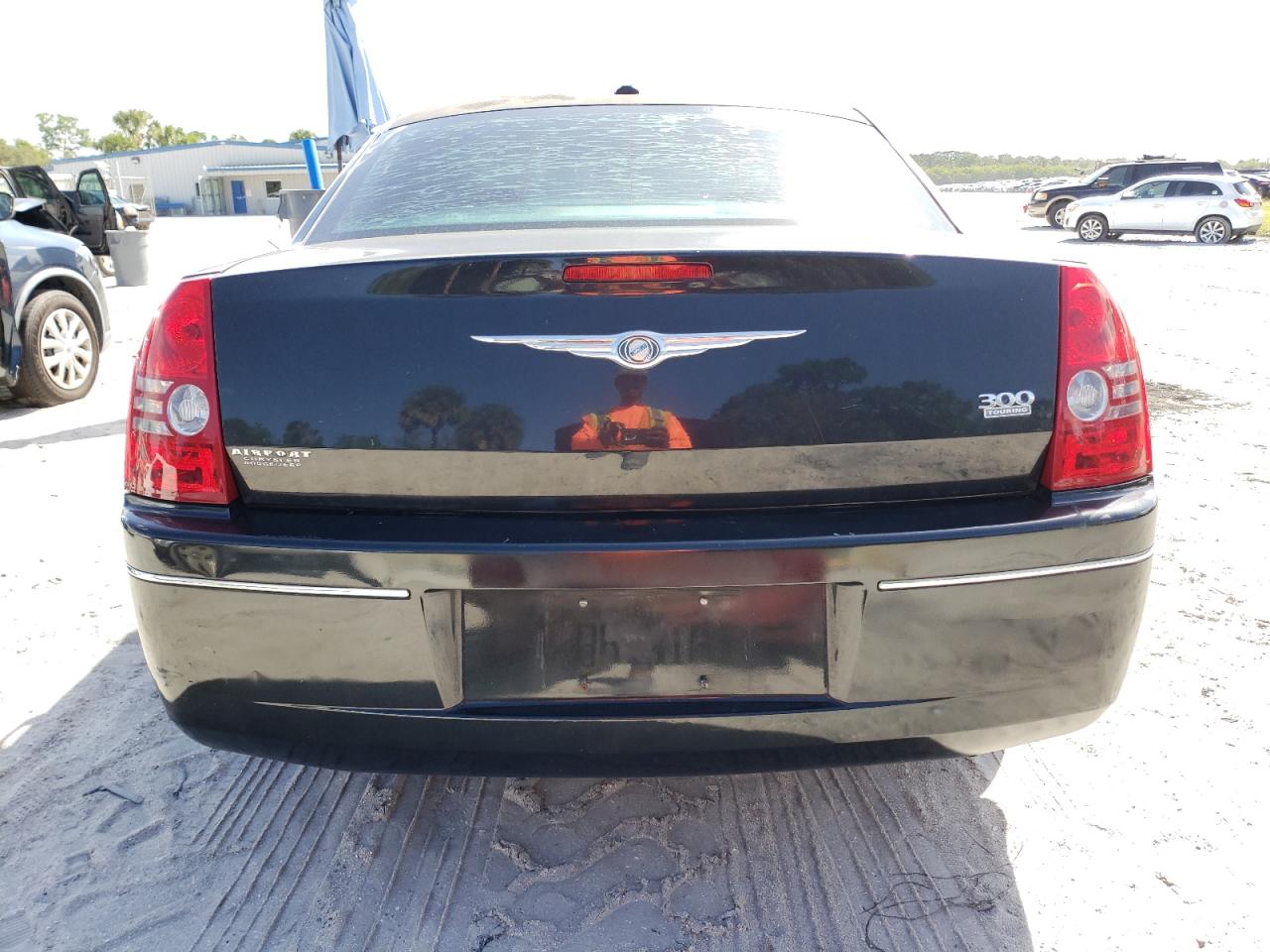 Photo 5 VIN: 2C3CA5CV1AH139893 - CHRYSLER 300 