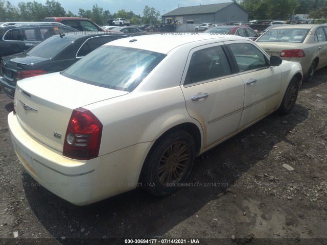 Photo 3 VIN: 2C3CA5CV1AH192738 - CHRYSLER 300 