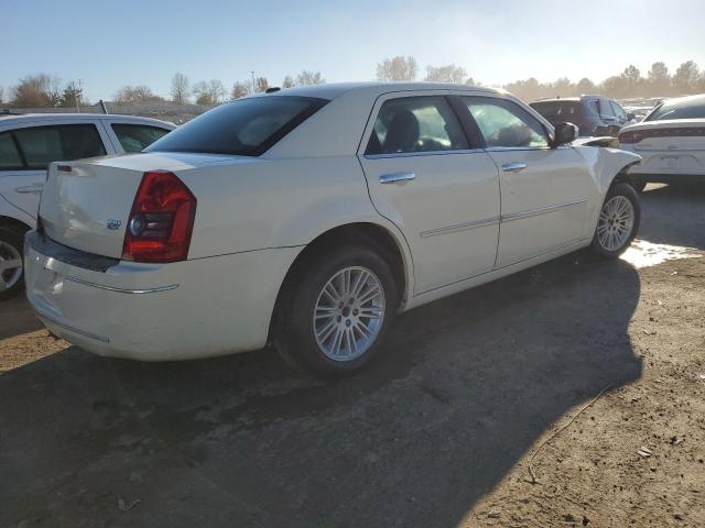 Photo 2 VIN: 2C3CA5CV1AH213197 - CHRYSLER 300 