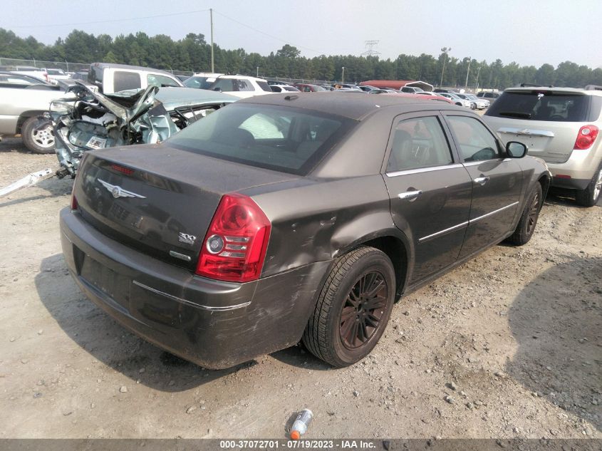 Photo 3 VIN: 2C3CA5CV1AH269513 - CHRYSLER 300 