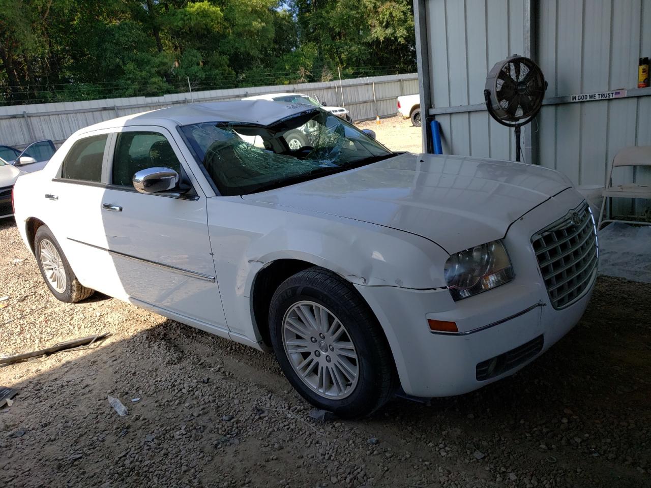 Photo 3 VIN: 2C3CA5CV1AH284111 - CHRYSLER 300 