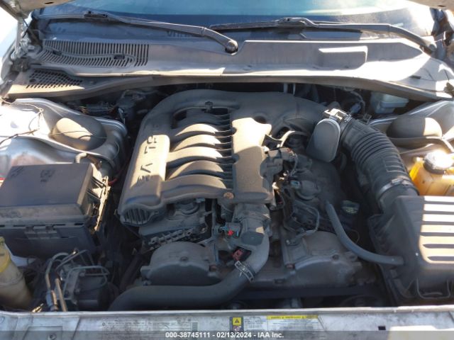 Photo 9 VIN: 2C3CA5CV2AH105171 - CHRYSLER 300 