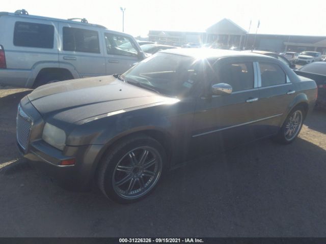 Photo 1 VIN: 2C3CA5CV2AH212804 - CHRYSLER 300 