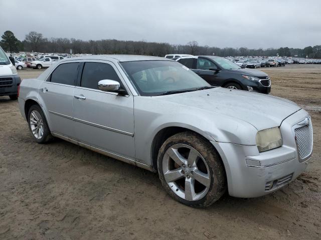 Photo 3 VIN: 2C3CA5CV2AH307122 - CHRYSLER 300 