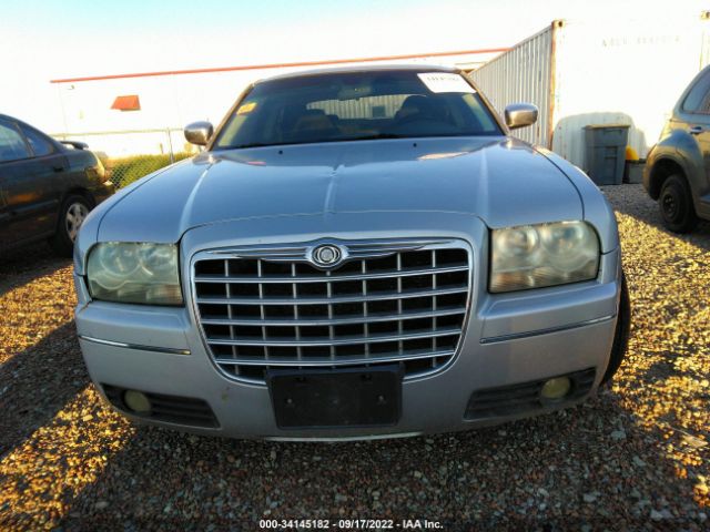 Photo 5 VIN: 2C3CA5CV3AH138874 - CHRYSLER 300 