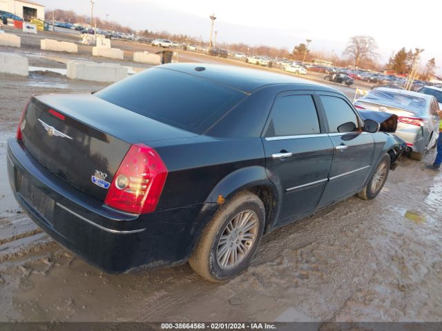 Photo 3 VIN: 2C3CA5CV3AH241387 - CHRYSLER 300 