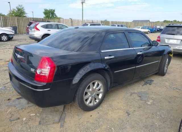 Photo 3 VIN: 2C3CA5CV3AH290136 - CHRYSLER 300 