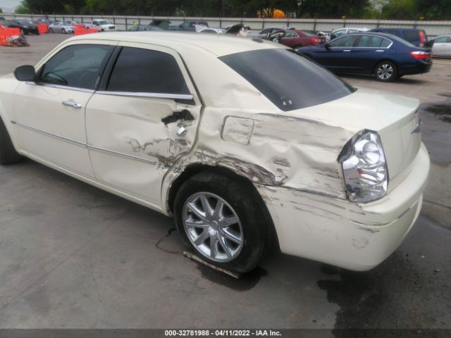 Photo 5 VIN: 2C3CA5CV3AH330294 - CHRYSLER 300 