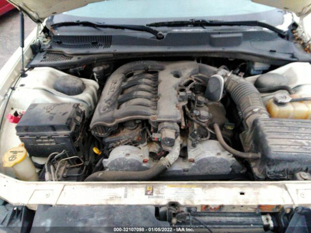 Photo 9 VIN: 2C3CA5CV4AH105818 - CHRYSLER 300 