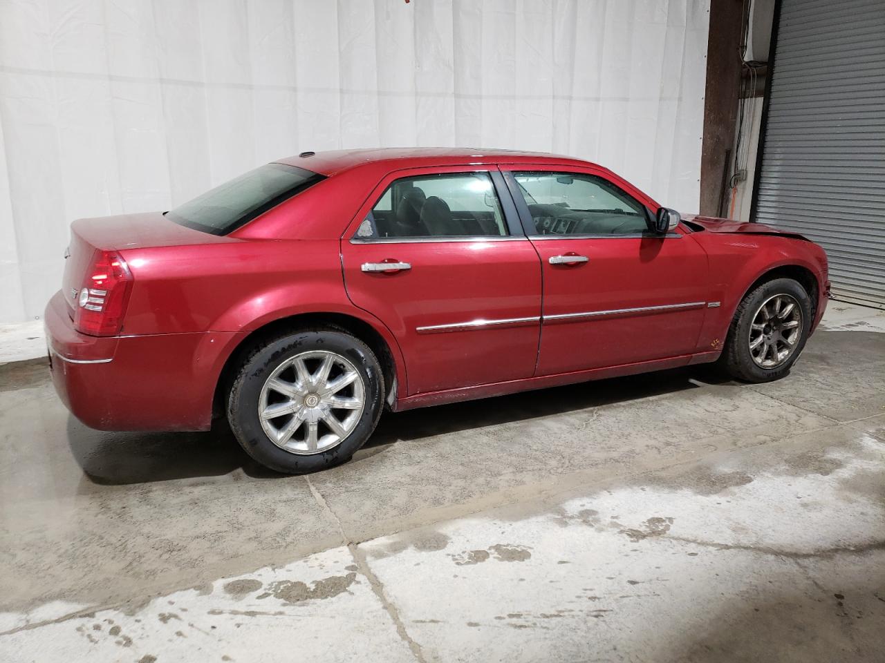 Photo 2 VIN: 2C3CA5CV4AH254570 - CHRYSLER 300 