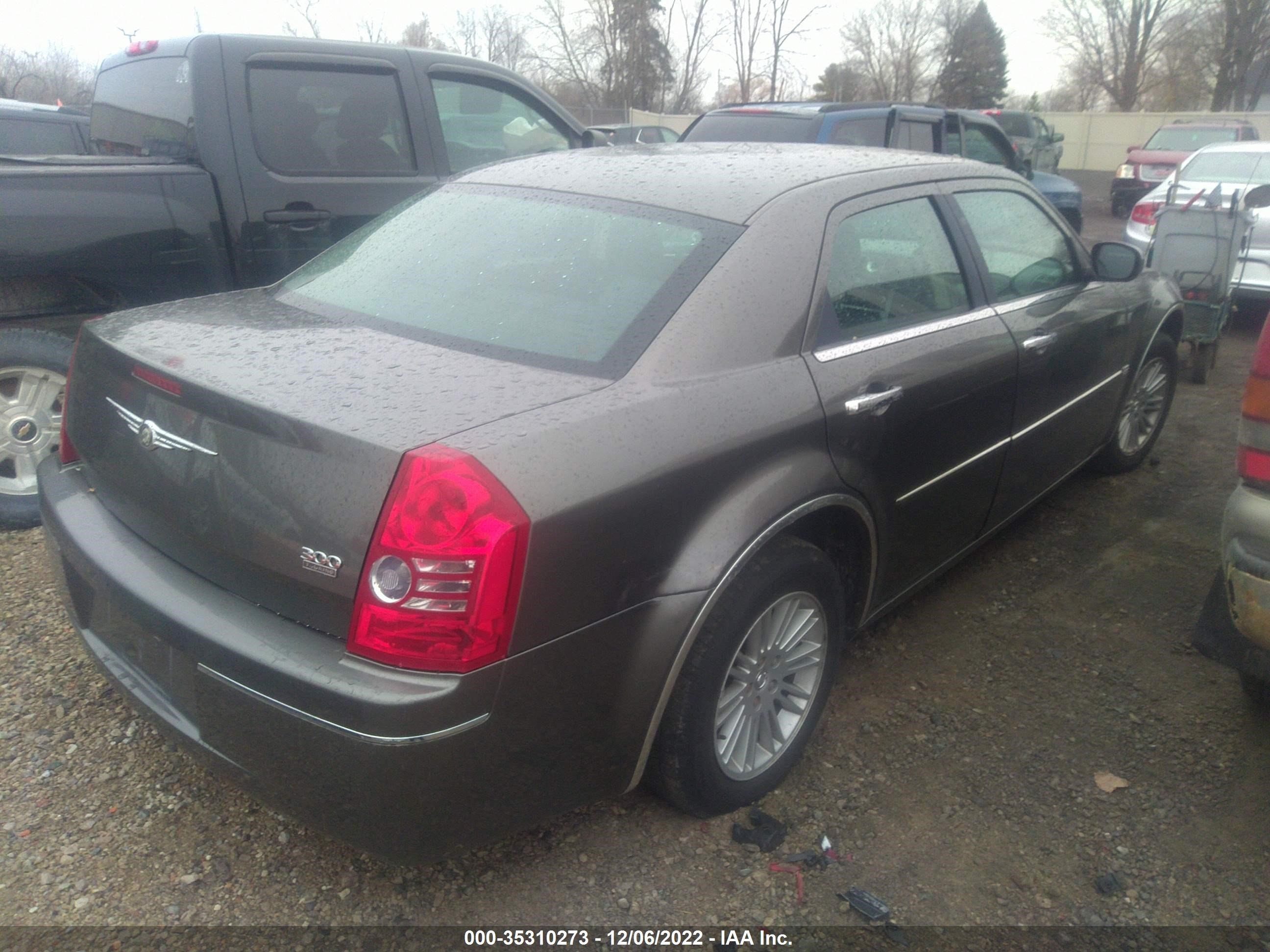 Photo 3 VIN: 2C3CA5CV5AH102359 - CHRYSLER 300 