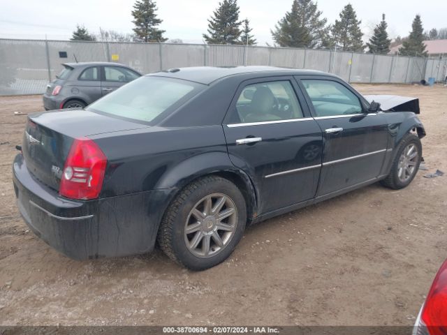 Photo 3 VIN: 2C3CA5CV6AH119428 - CHRYSLER 300 