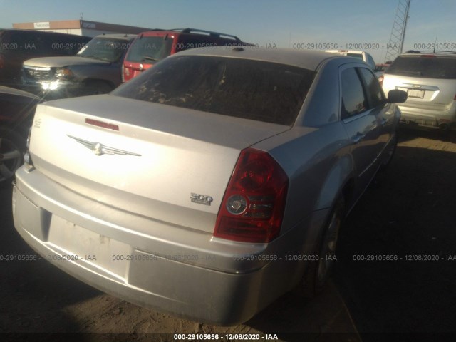 Photo 3 VIN: 2C3CA5CV6AH167155 - CHRYSLER 300 