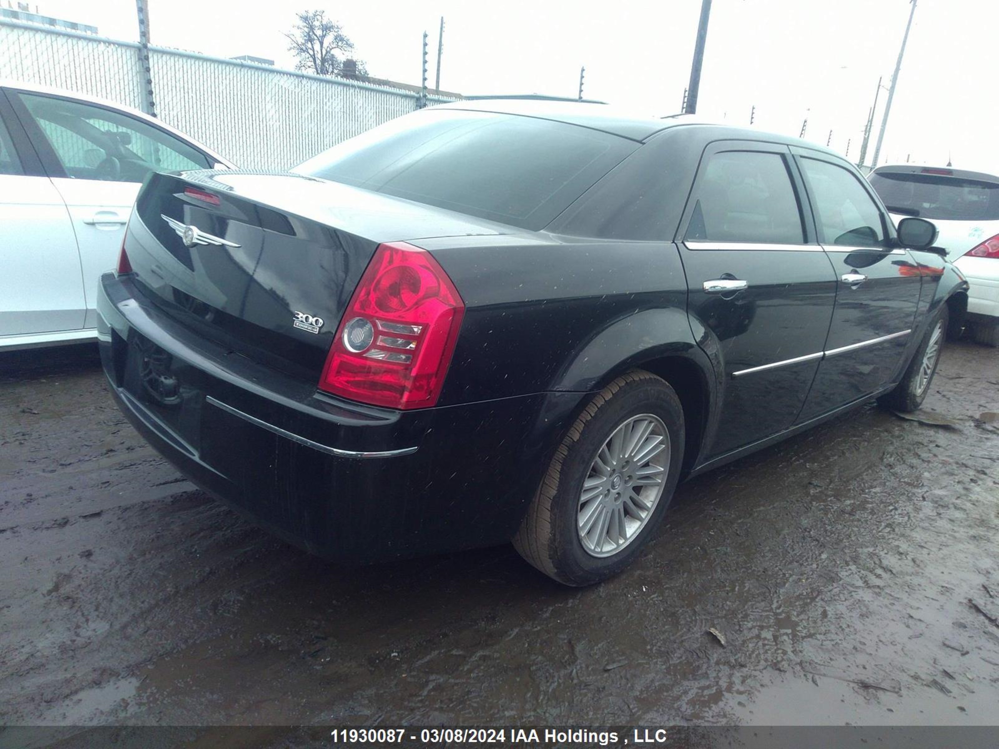 Photo 3 VIN: 2C3CA5CV6AH273010 - CHRYSLER 300 