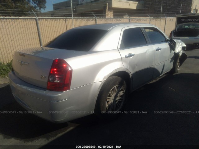 Photo 3 VIN: 2C3CA5CV6AH315448 - CHRYSLER 300 