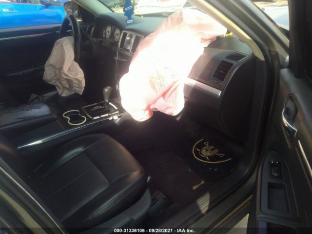 Photo 4 VIN: 2C3CA5CV7AH164751 - CHRYSLER 300 