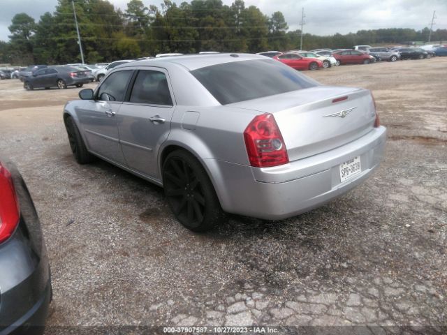 Photo 2 VIN: 2C3CA5CV7AH225435 - CHRYSLER 300 